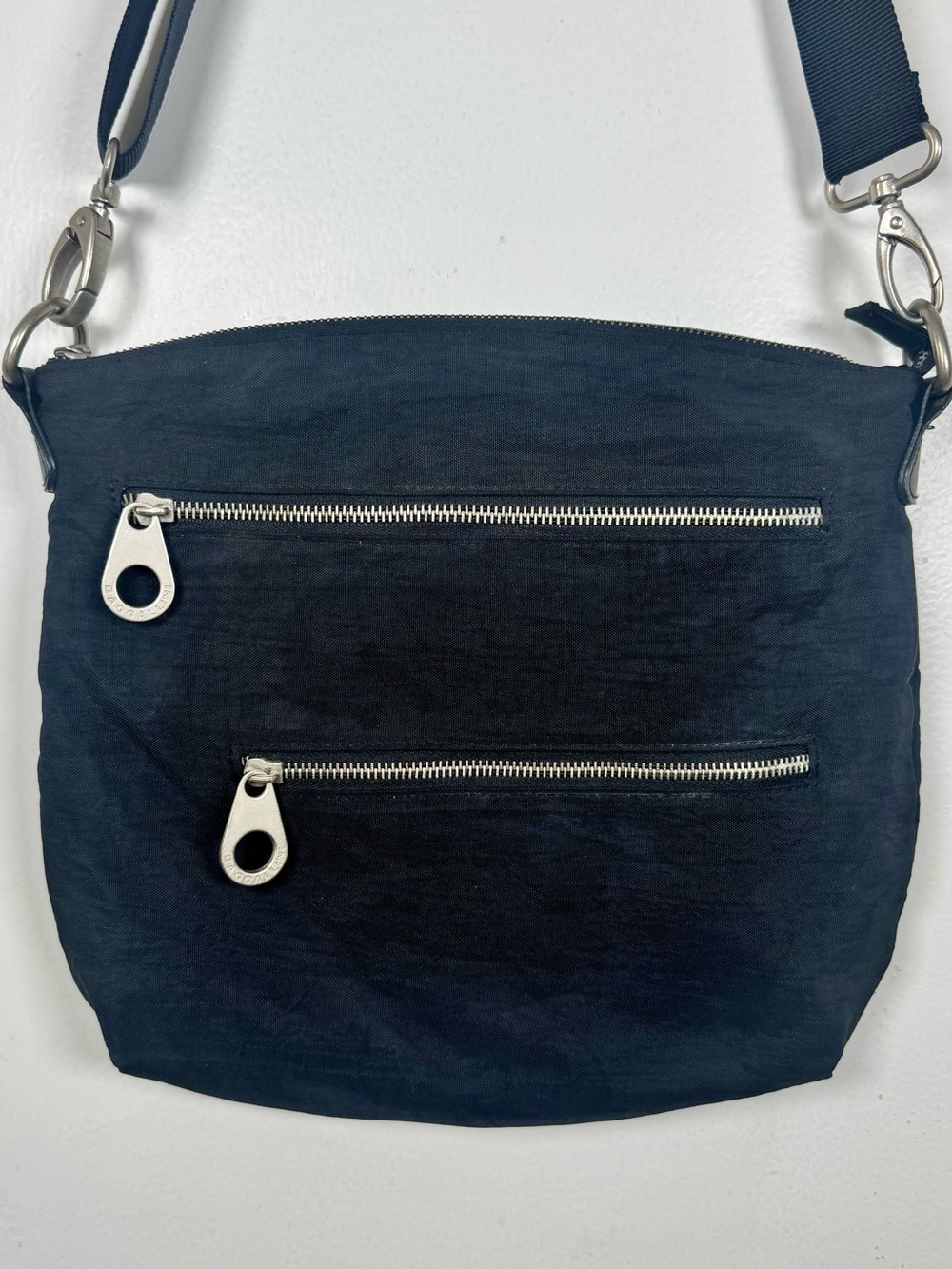 Baggallini Nylon Crossbody Travel Bag Purse In Black Pockets Adjustable Strap EU